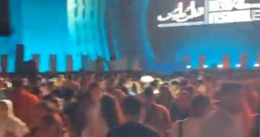 "تليفزيون اليوم السابع" يرصد الإقبال الكبير على حفل تامر حسني فى مهرجان العلمين