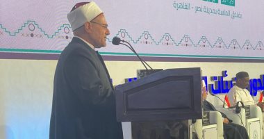 مفتي الجمهورية: الرئيس السيسى يبذل كل الجهود لدعم المؤسسات الدينية