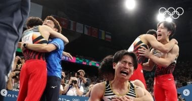 دموع من ذهب.. بكاء لاعبى اليابان للجمباز بعد فوزهم بالمركز الأول فى أولمبياد 2024