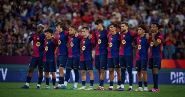 برشلونة ضيفًا على فالنسيا فى بداية مشواره بالدوري الإسباني