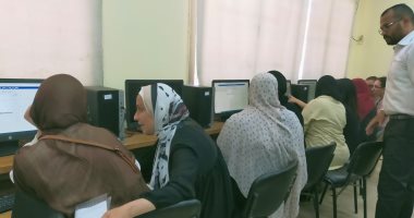 إقبال طلاب المرحلة الثانية للتنسيق على معامل جامعة عين شمس لتسجيل الرغبات.. صور