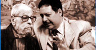 عصر العلم.. حكاية لقاء السحاب بين صاحبى نوبل نجيب محفوظ وأحمد زويل
