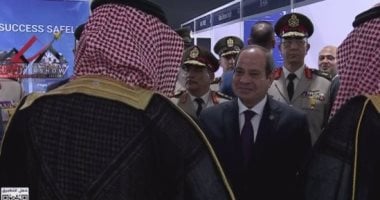 الرئيس السيسي يتفقد أجنحة معرض مصر الدولى للطيران والفضاء 2024