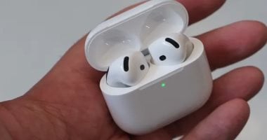 AirPods 4 كل ما تريد معرفته عن سماعة أبل الجديدة وميزة مكافحة الضوضاء