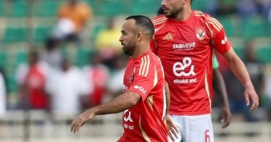 الأهلي يدفع بـ أفشة وطاهر بدلا من عاشور وتاو أمام الزمالك بالسوبر الأفريقى