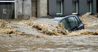 الأمطار الغزيرة والفيضانات تغمر عدة مناطق بالعاصمة الكونغولية كينشاسا