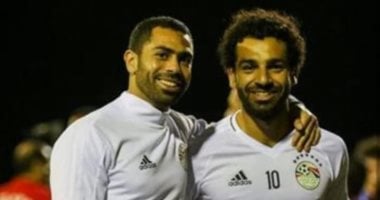 محمد صلاح لـ أحمد فتحي بعد اعتزاله كرة القدم: بالتوفيق يا فليبو