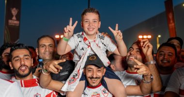 جماهير الزمالك تتوافد على ملعب المملكة أرينا لحضور السوبر الأفريقي.. صور وفيديو