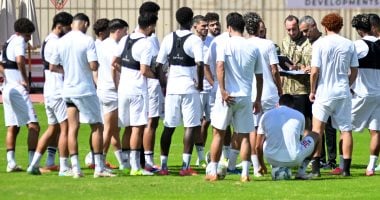 توافد لاعبو الزمالك على مطار القاهرة للسفر للإمارات للمشاركة فى السوبر المصرى