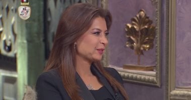 الفنانة منال سلامة عن طريقة تربية أبنائها: "كنت عاملة زي عبد الغفور البرعي"