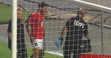 فحوصات طبية عاجلة لمحمد عبد المنعم فى منتخب مصر