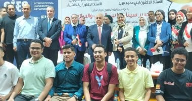 ندوة مشتركة لكليتى التجارة والنانو تكنولوجى بجامعة القاهرة 