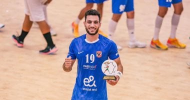 عمر سامى أفضل لاعب فى مباراة الأهلى ورجاء أغادير بربع نهائى بطولة أفريقيا لليد