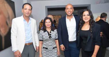 انطلاق النسخة الثانية لمعرض "المشهد" بمشاركة 26 فنانا بالزمالك.. صور