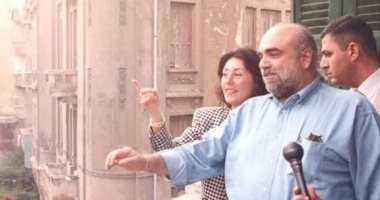 تعرف على حياة الفنان ديمس روسيس المولود فى الإسكندرية