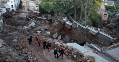 كارثة مناخية بإسبانيا.. غرق شوارع برشلونة والبحث عن مفقودى فيضانات فالنسيا