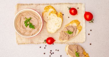 احتفالاً بـ يوم الباتيه.. أغرب 4 وصفات عالمية أبرزها الكبدة ومرق الموت