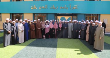 أمين "البحوث الإسلامية" يلتقي وعاظ وواعظات أسيوط ويناقش خطة العمل الميداينة