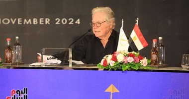 حسين فهمى عن فيلم الافتتاح: هقفل عليكم الباب لحد ما الفيلم يخلص