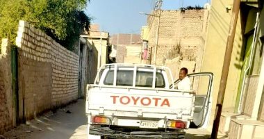 الاستجابة لشكاوى المواطنين بعدم توافر بالوعات صرف بنجع العمارى بمدينة الأقصر 