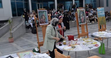 رئيس جامعة بنها يفتتح مهرجان "حان وقت الإبداع" بمقر الجامعة بالعبور