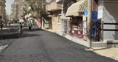 مشروعات الطرق فى سوهاج.. أفق جديدة للتنمية السياحية والاقتصادية.. التكلفة تتجاوز مليار جنيه.. رصف طرق فرعية ورئيسية بالقرى والمدن والمراكز.. مشروعات الطرق حولت بنية المحافظة التحتية إلى قوة اقتصادية.. صور