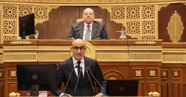  وزير التعليم أمام مجلس الشيوخ: سد العجز فى المعلمين بنسبة 90% وإنهاء كثافات الفصول بنسبة 99%.. و46 مدرسة فقط بها كثافات.. الحضور بالمدارس تعدى 85%.. الحكومة: 75% من توصيات الحوار الوطنى إما نُفذت أو جار تنفيذها