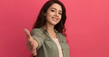 يوم السناجل العالمي.. اتطمن أنت مش لوحدك العالم فيه 2.1 مليار سنجل.. السويد والدنمارك الأعلى فى نسبة العزوبية.. 5 دول تمثل جنة العزاب.. ودراسات: Gen Z والنساء أكثر استمتاعا بالسنجلة من مواليد التسعينيات والرجال