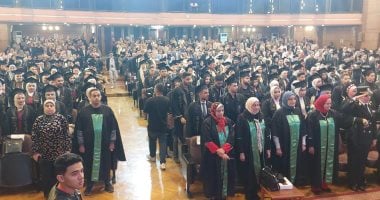 كلية التمريض بجامعة القاهرة تحتفل بتخريج الدفعة 56 بحضور نائب رئيس الجامعة