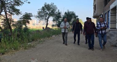 محافظ القليوبية يتفقد مقترح عمل مطلع طريق مصر إسكندرية الزراعي ببنها
