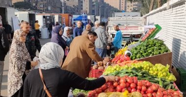 محافظ الجيزة: إقبال على سوق اليوم الواحد بامبابة لما يقدمه من سلع بأسعار مخفضة