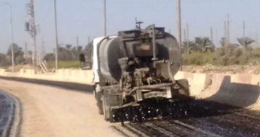 استكمال تنفيذ مشروع رصف طريق بلانة كلابشة بطول 20 كم بأسوان