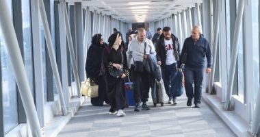 مطار سفنكس يستقبل أولى رحلات "فلاى ناس" من المدينة المنورة وعلى متنها 146 راكبا
