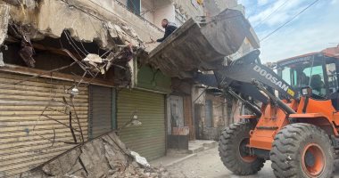 رفع 196 حالة إشغال طريق وتحرير 52 مخالفة للتعدى على الطريق العام بالإسماعيلية