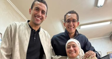 أحمد الجندي يهنئ والدته بعضوية اتحاد الخماسي الحديث: "ألف مبروك يا أمي"