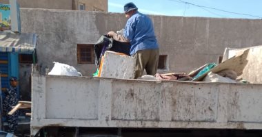 محافظ الإسماعيلية يؤكد على استمرار الحملات المكثفة لإزالة أماكن النباشين