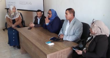 رئيس وحدة السكان المركزية بوزارة التنمية المحلية تشيد باللجنة التنسيقية بأرمنت