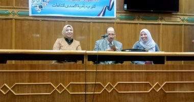 ضمن مبادرة "بداية".. التصدى للشائعات وتعزيز الهوية الوطنية" ندوة بسوهاج جانب من الندوة
