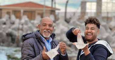 اخبار نيوز : 
                                            صياد من نوع خاص.. عم أمين يستخرج 