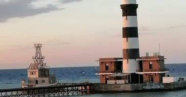 الفنارات البحرية تاريح لا يعرفه الكثير.. تحدد السفن مساراتها فى البحر من خلالها.. بعضها عمره تجاوز 100 عام .. وإنشاء الكثير منها وقت حفر قناة السويس .. إضاءتها تسمح للسفن بمشاهدتها من بعد أميال بحرية.. صور 
