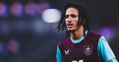 حنبعل المجبري لاعب خط وسط بيرنلي الإنجليزى