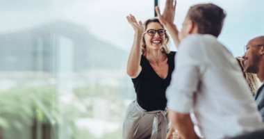 3 أبراج تتغير حياتها في 2025..عام القيادة والنجاح لبرج الأسد وتحديات للحمل 