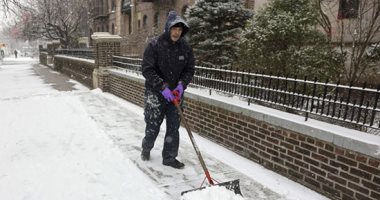 عاصفة ثلجية تضرب العاصمة الأمريكية واشنطن وولاية نيويورك عاصفة ثلجية تضرب ولاية نيويورك