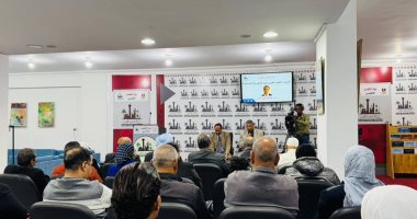 بيت الشعر بالأقصر ينظم ندوة نقدية حول أوليات الشعر العربى بين الشعبية والرسمية