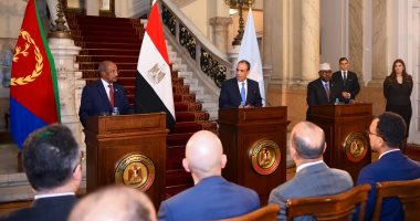 إنشاء آلية وزارية لاجتماع دورى لتعزيز العلاقات بين مصر والصومال وإريتريا.. وزير الخارجية: أمن البحر الأحمر قاصر فقط على الدول المشاطئة ولا نقبل بأى تواجد عسكرى به.. وتأكيد بضرورة الحفاظ على وحدة دولة السودان اجتماع الخارجية