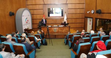 التخطيط القومي يعقد حلقة "متابعة مخرجات وقرارات قمة المناخ COP29" جانب من اللقاء