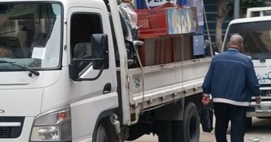 محافظ الإسكندرية يشدد على تكثيف حملات إزالة الإشغالات والتعديات بجميع الأحياء