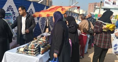إقبال على "سوق اليوم الواحد" بالزقازيق للأسبوع الرابع على التوالي