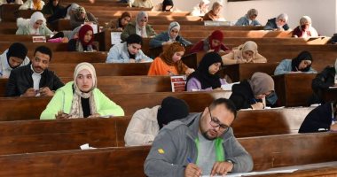 انتظام امتحانات الدراسات العليا بجامعة قناة السويس