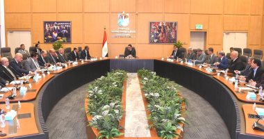 وزير الإسكان يتابع مشروعات يتم تنفيذها ضمن المبادرة الرئاسية "حياة كريمة"